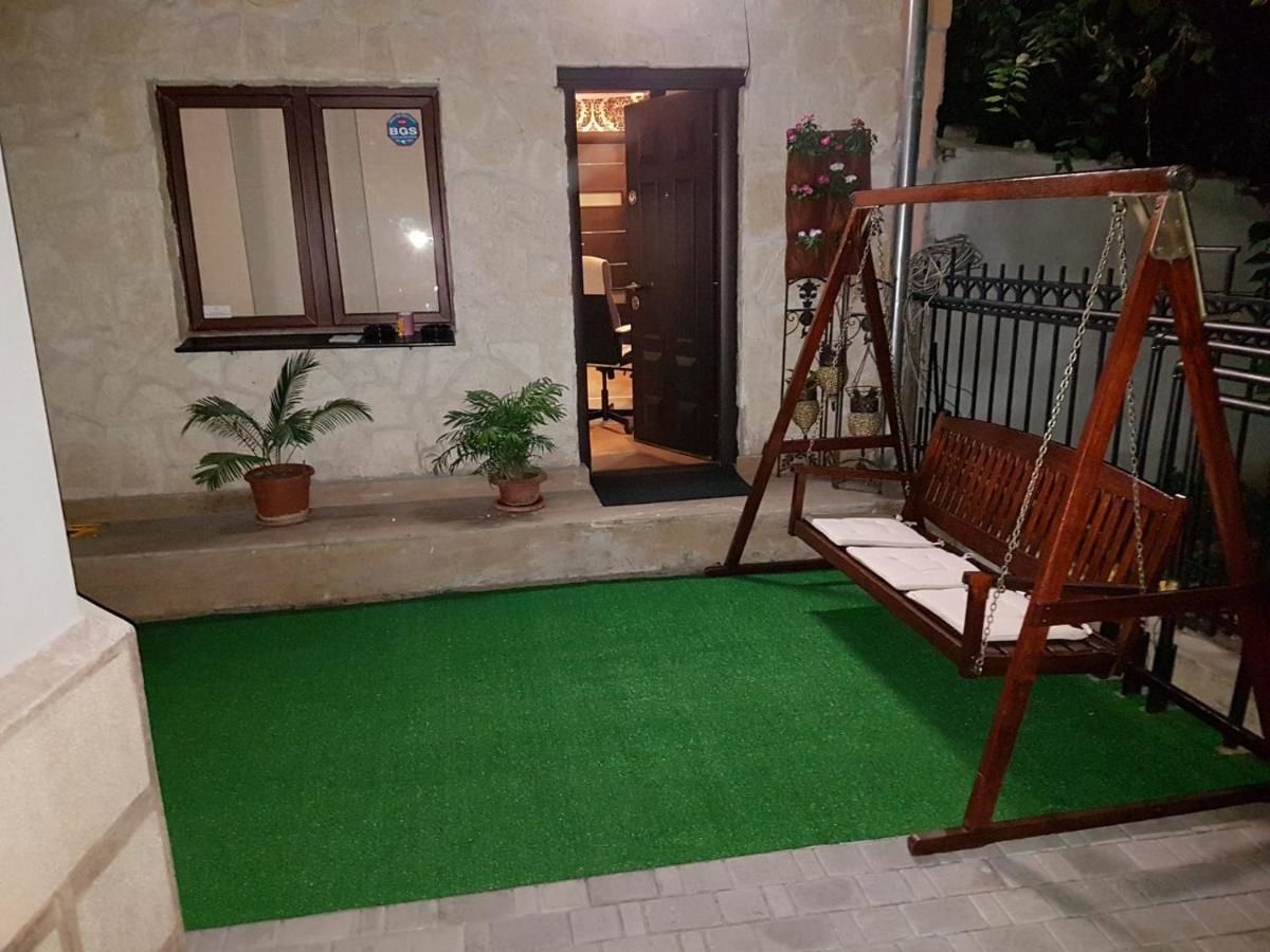 Отели типа «постель и завтрак» Mpoint Motel Бухарест-12