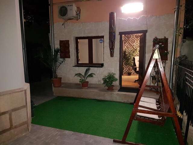 Отели типа «постель и завтрак» Mpoint Motel Бухарест-13