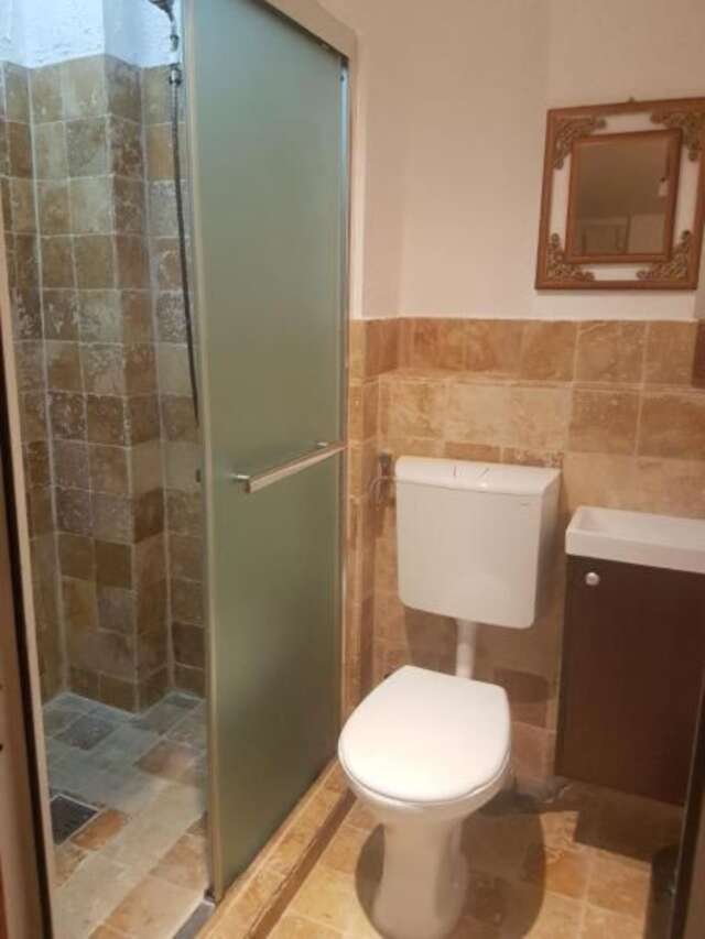 Отели типа «постель и завтрак» Mpoint Motel Бухарест-4