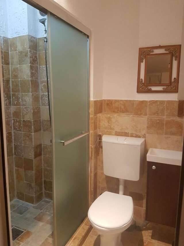 Отели типа «постель и завтрак» Mpoint Motel Бухарест-30